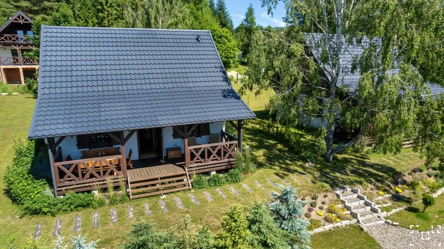 Cabin with front terrace